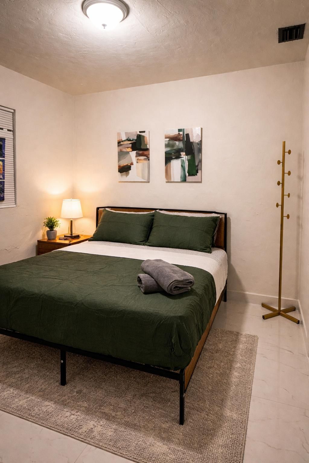 Basic Double Room, Lake View