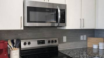 Microwave, oven, stovetop, dishwasher