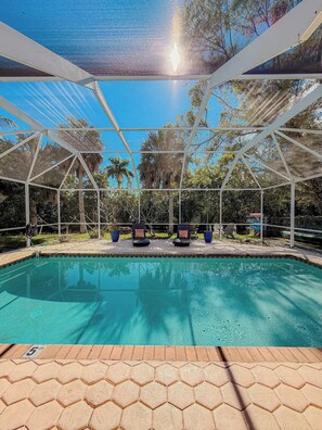 Pool - North Breeze, lake view with heated Pool (North Fort Myers)