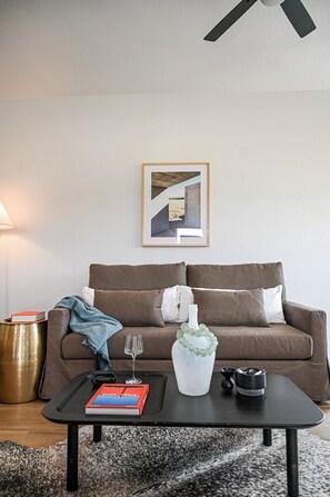 Living area - Modern Lockhart Retreat. BBQ, Near Austin & COTA. Sleeps 6 (Lockhart)