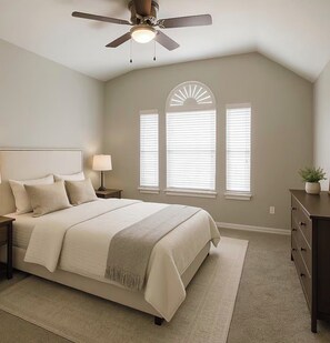 Room - Luxury Rockwall Retreat Near Lake Ray Hubbard Sleeps 6+ Fast WiFi Book Now (Rockwall)