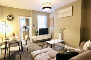 TV - Stylish 1BR Retreat Close to Sheffield Centre (Sheffield)