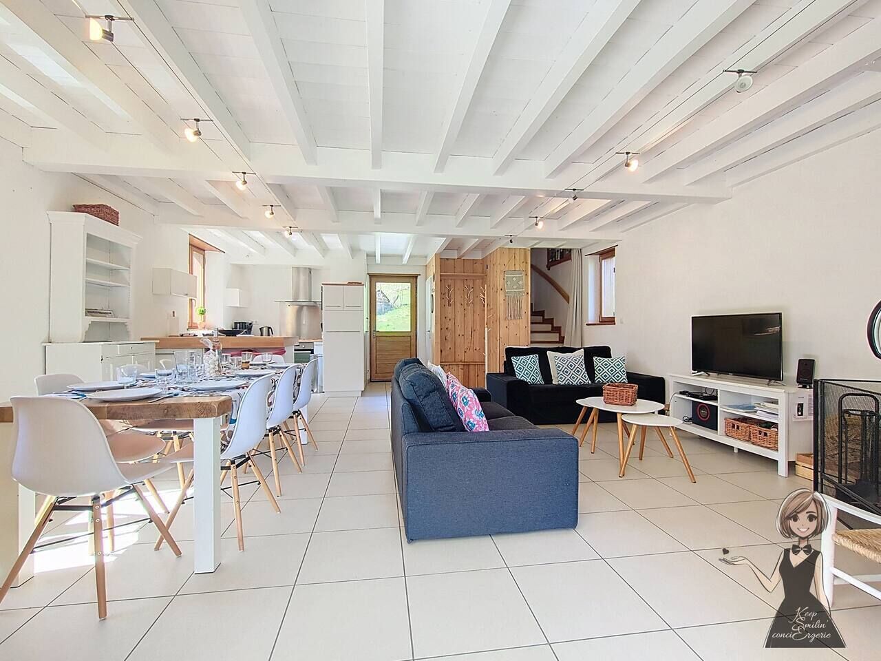 Fernseher, Kamin