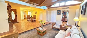 Cozy 3-Bedroom House in West El Paso near UTEP Quiet Neighborhood