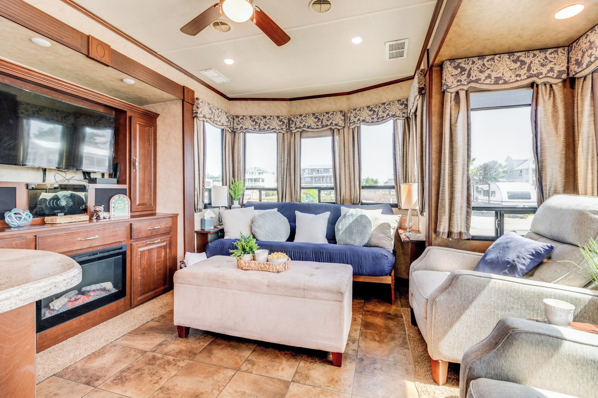 Sandbridge Luxury Rv Resort - Beach - Pool - Grill - 維珍尼亞