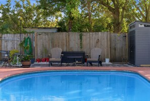 Pool - Private Pool Paradise 2 Bed House in St. Pete - Relax in Your Own Backyard Oasis (St. Petersburg)