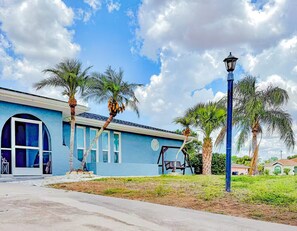 Exterior - Tropical Getaway (Lehigh Acres)