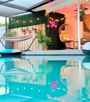 Outdoor pool - Tropical Getaway (Lehigh Acres)