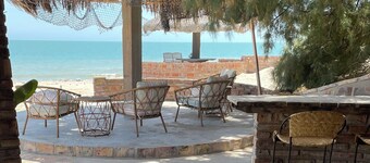 Beachfront Family Paradise 4-Bedroom House