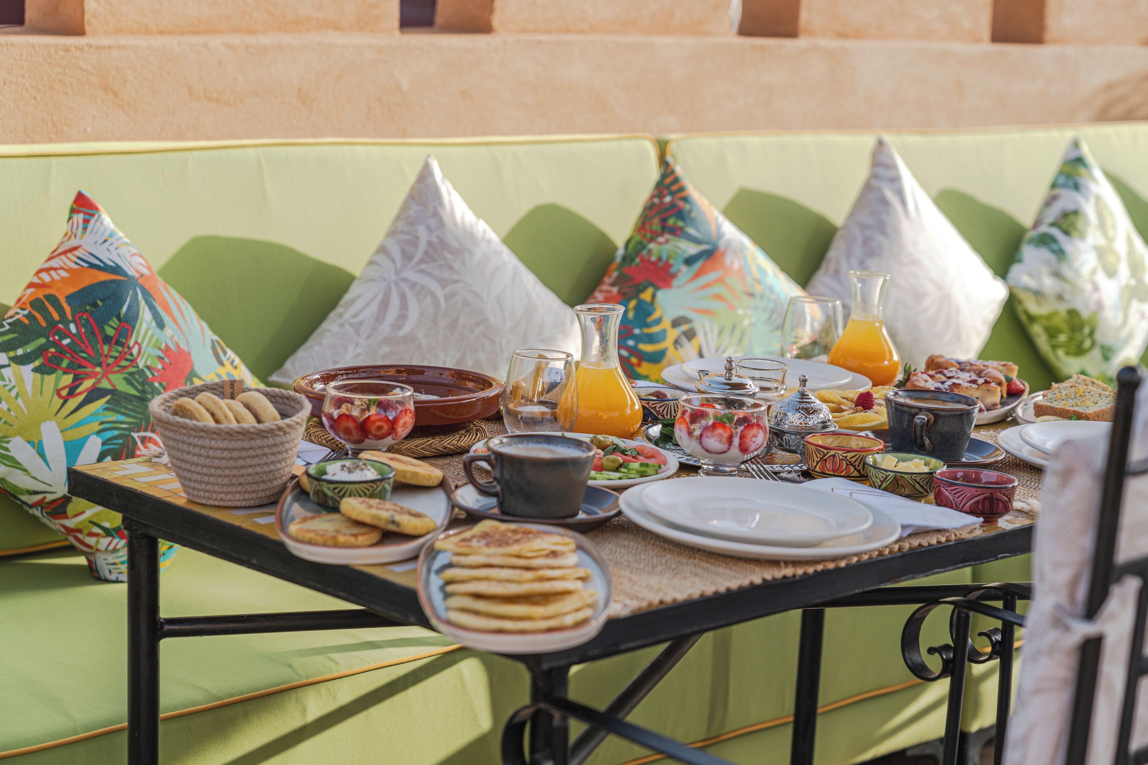 Free daily continental breakfast