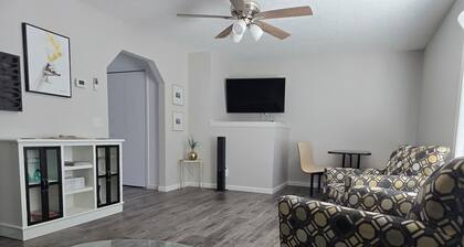 2-bedroom apartment in adorable Forest Lake with Central Heat and Air.