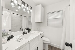 Bathroom - Peaceful Pearland Retreat · Large Backyard w/ Patio & Games · Families & Friends (Pearland)