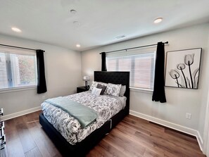 2 bedrooms, iron/ironing board, Internet, bed sheets - Peaceful 2-bedroom apartment in charming Media perfect for relaxing stay (Media)