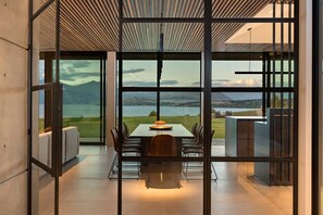 Interior - Wye Creek Residence by Sotheby's Luxury Rental Homes (Queenstown)