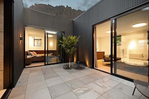 Terrace/patio - Wye Creek Residence by Sotheby's Luxury Rental Homes (Queenstown)
