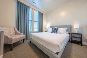 3 habitaciones, tabla de planchar con plancha, cuna de viaje y wifi 