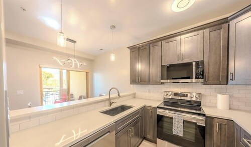 Premium 3BR Suite for Family & Friends-Waffles too