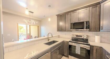 Premium 3BR Suite for Family & Friends-Waffles too
