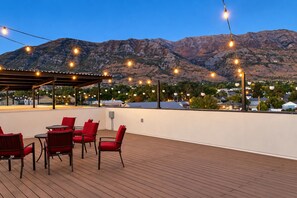 Unclassified image, 2 of 23, button - 3BR Boutique Suite | 2 Kings | Sleeps 6 (Pleasant Grove)