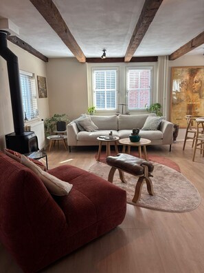 Living area - Vissershuisje Achterom 4: Charming, authentic fisherman's cottage. (Zandvoort)
