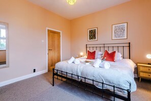 2 bedrooms - NEW Spacious 2-bed Home Amazing Location (Chester)