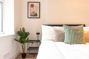 House - Stylish Flat Ideal for Business Long-term Stays (Liverpool)