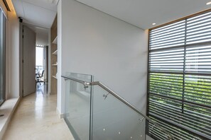 Villa - Coastal Villa w Dock Access Pools (Cartagena)