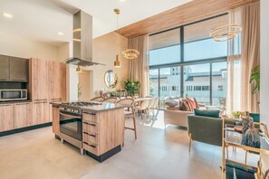 House - Modern Executive 2-bedroom Apartment (Punta Cana)