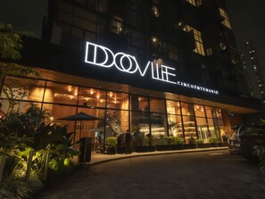 Apartment - Modern Loft-style 1br Apt at Coco del Mar (Panama City)