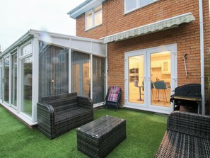 Terrace/patio - Beau Jardin (Telford)