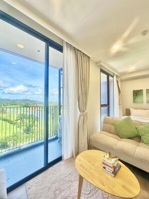Living area - Bright 7F Condo·Bangtao·Quiet Laguna·Golf View (thalang)