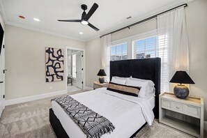 Room - Cozy 2BED 2.5BA Townhome only 6 mins from Uptown Charlotte/ Bank of America Stad (Charlotte)