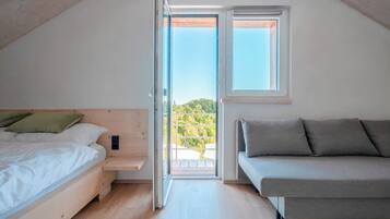 2 bedrooms, WiFi, bed sheets