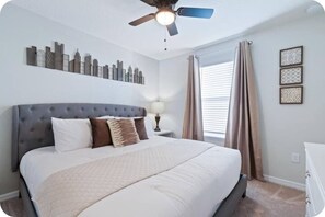 5 dormitorios, tabla de planchar con plancha, wifi gratis y ropa de cama
