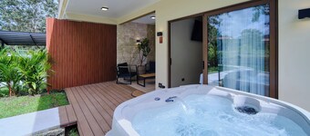 Arenal Volcanic Villas