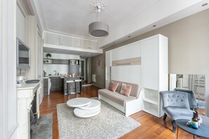 TV - Le Mercière - Charmant Cocoon au cœur de Lyon (Lyon)