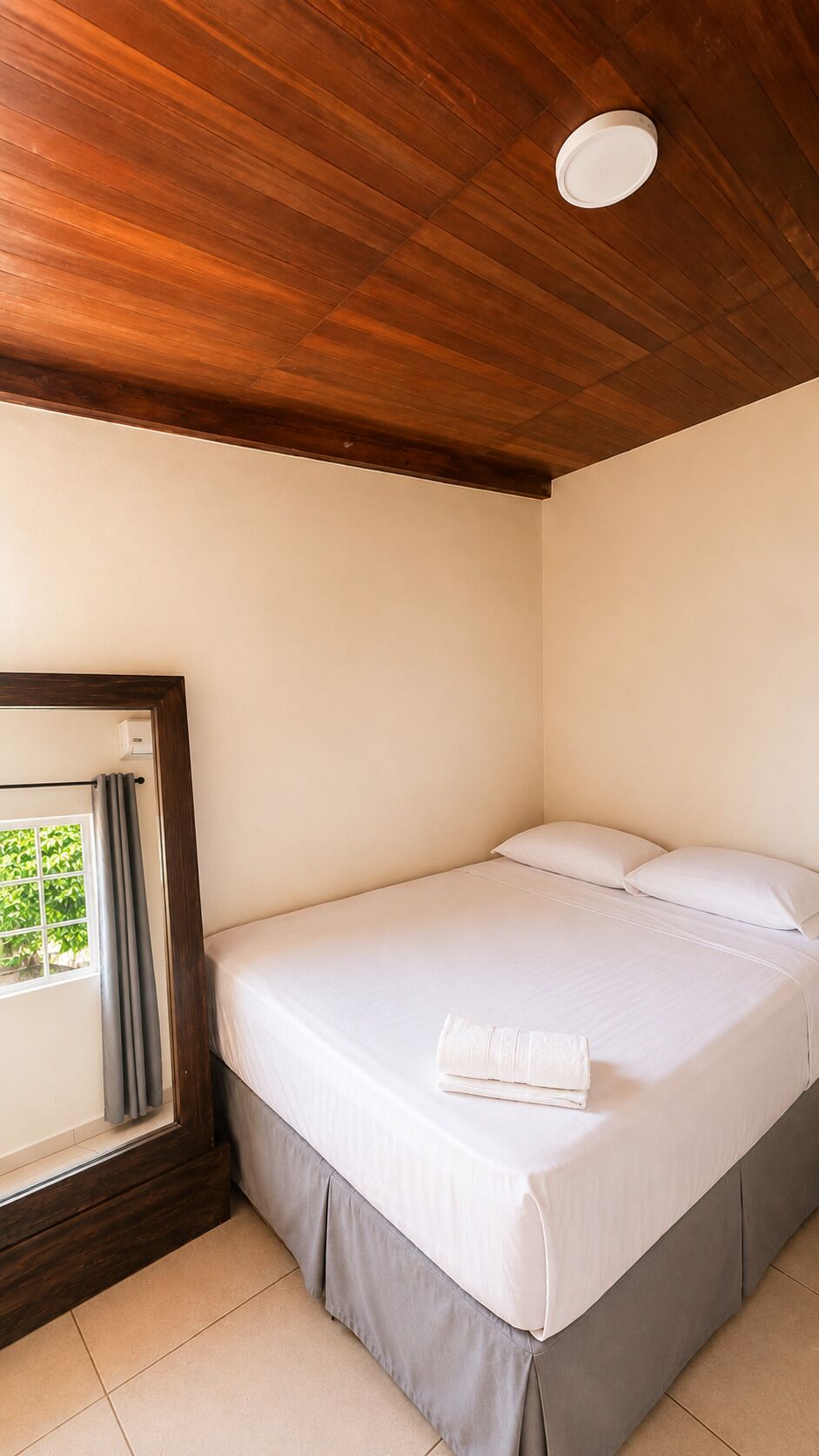 Chambre Double | Wi-Fi gratuit, draps fournis