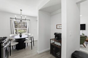 Dining - Delightful 4-bedroom house with AC in vibrant Detroit (Detroit)