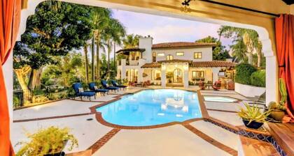 Spanish Hacienda Retreat With Pool And Guest House