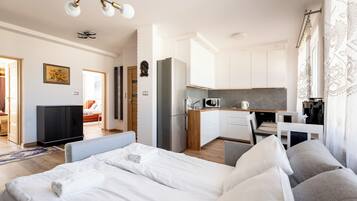 2 dormitorios, tabla de planchar con plancha, wifi y ropa de cama