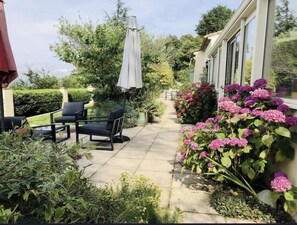 Terrace/patio - VILLA MONTE CASSINO - private pool and all-inclusive package (TANNERON)