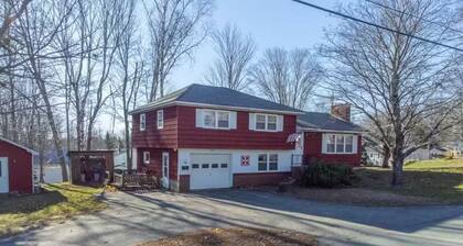Katahdin Group Hub: 3BR+ ideal for hiking, ATV trips, rafting, biking and more