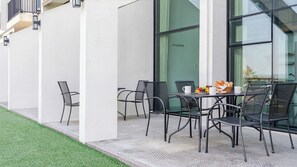 Basic Room, 2 Bedrooms (102 (Ocean View, Pet-Friendly)) - Yeosu Andante Spa Pension (Yeosu)