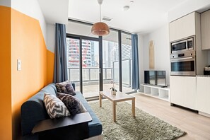 Living area - Wellesley Suite near Subway Station (Toronto)