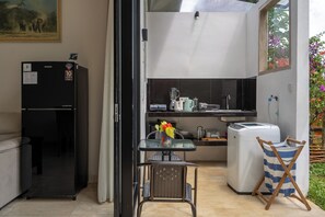 Premier Suite | Private kitchen - Bali View Ubud by Betterplace (Ubud)