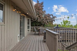 Terrace/patio - Montana Mansion: Theater, Game Room, Gym, Views (Billings)