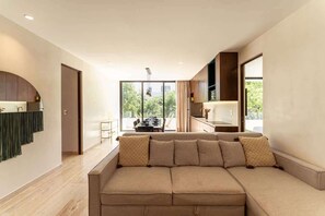 TV - Sleek Penthouse Escape with Rooftop Pool (Tulum)