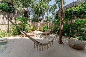 Terrace/patio - Esencia Villa - 3BR, Private Pool & Hammock (Tulum)