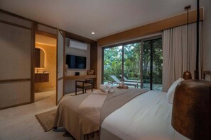 3 bedrooms, iron/ironing board, WiFi, bed sheets - Aflora 3BR Condo – Garden, Private & Common Pool (Tulum)