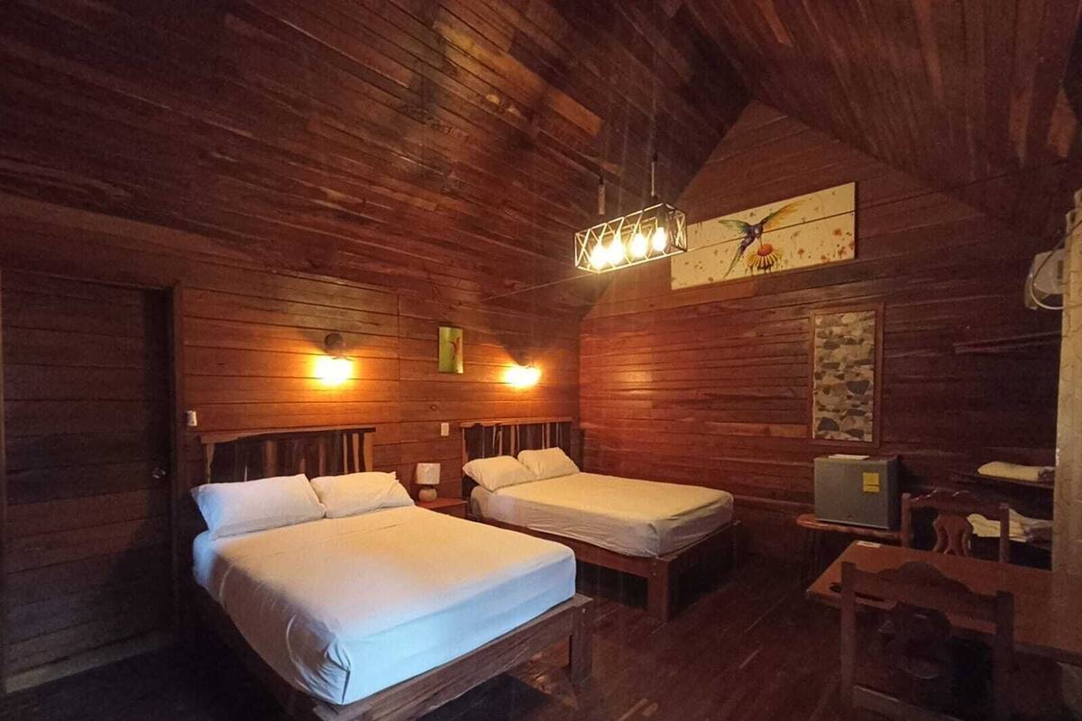 Basic Cabin, Garden View